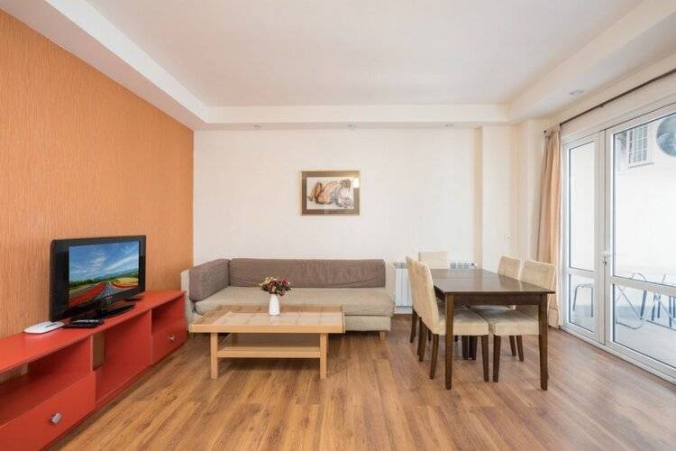 Stay Inn On Aram Str. 70-44