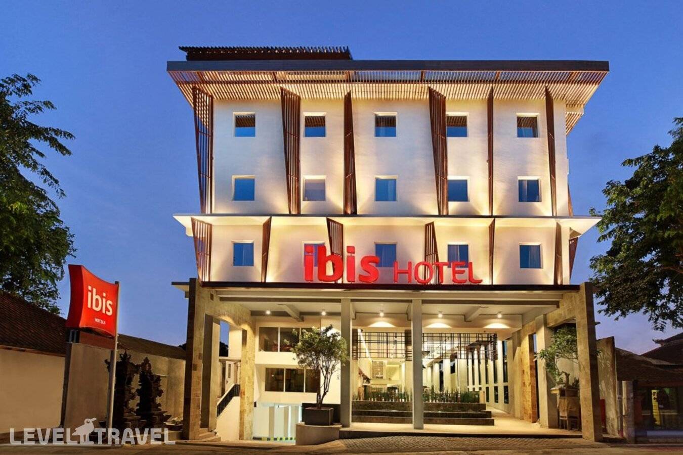 Отель Ibis Bali Legian Street — Легиан, Индонезия