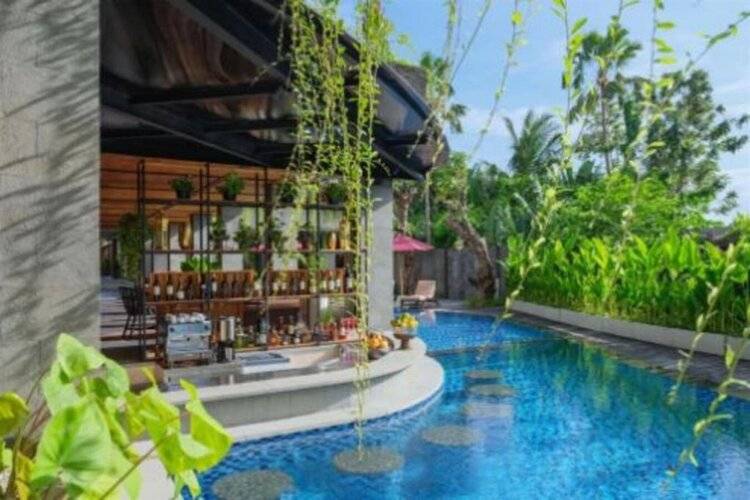 Kayumas Seminyak Resort