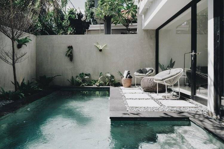 Lloyd's Inn Bali - Chse Certified