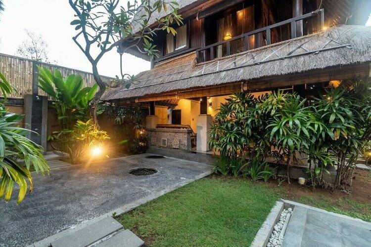 Radiant Jepun Villa