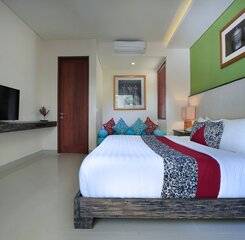 $item['hotel']['name']