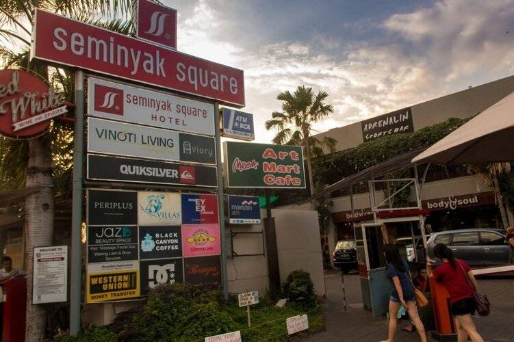 Seminyak Square Hotel