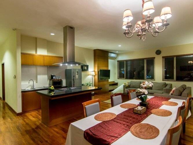 Seminyak Square Hotel