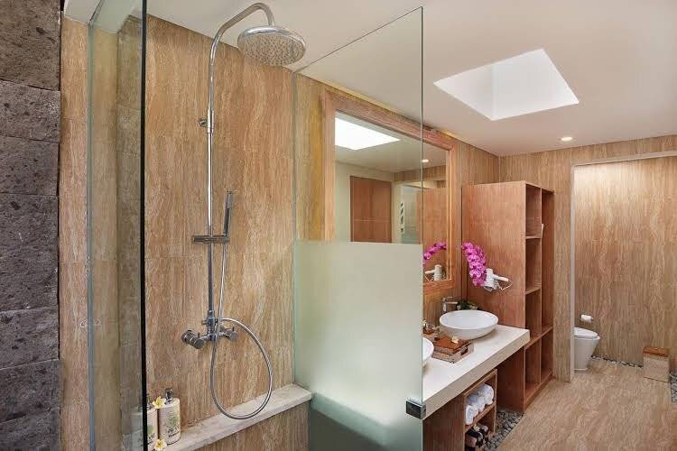The Banyumas Suite Villa Legian