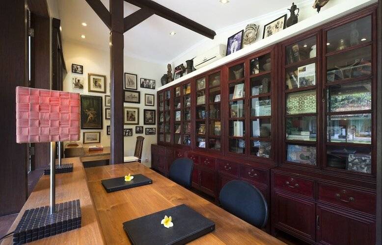 Villa Eight
