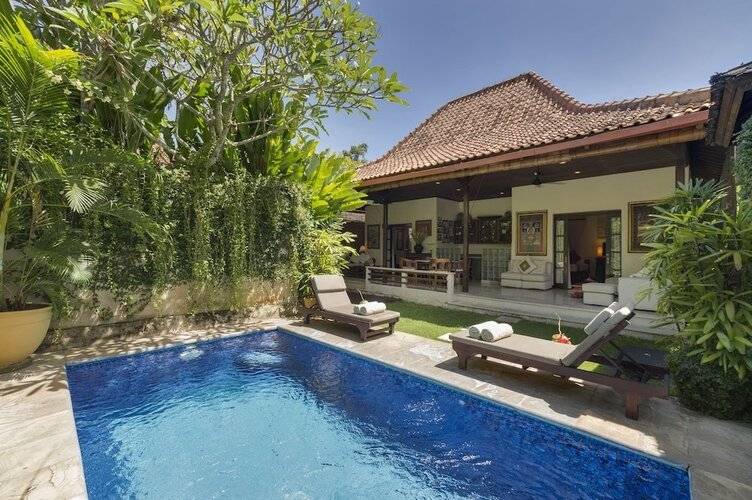 Villa Eight