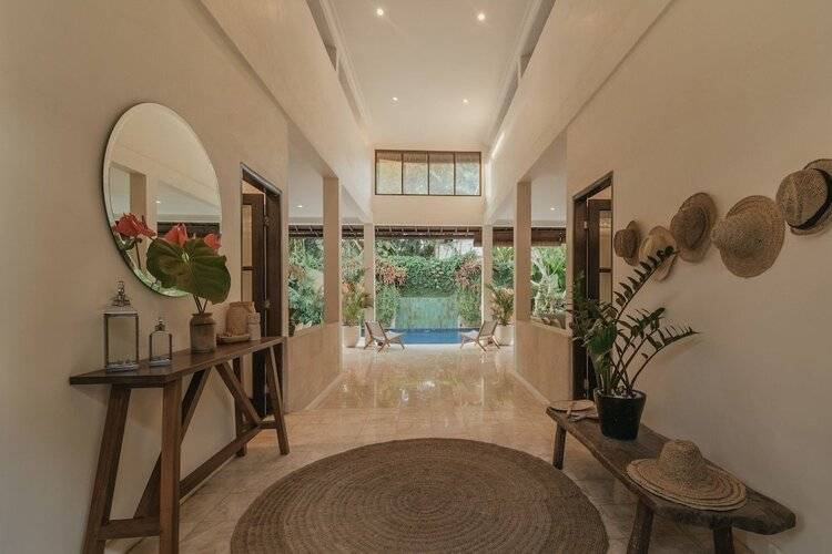 Villa Eight