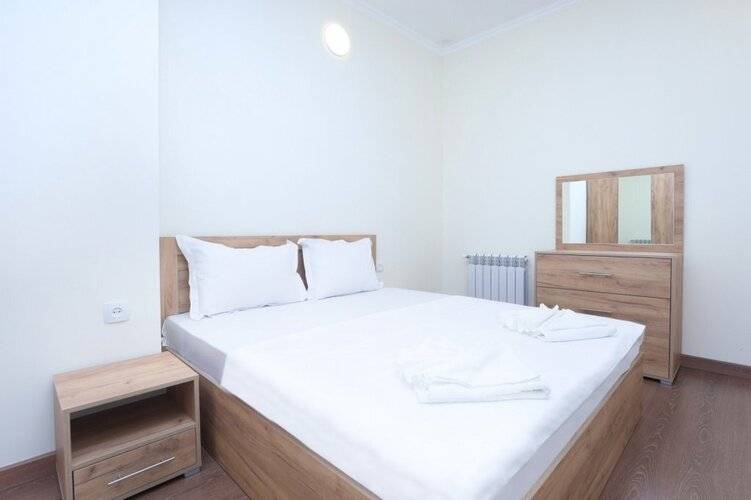 Stay Inn On Koghbatsi 16-139