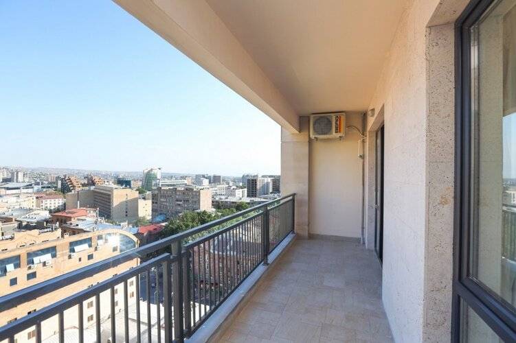 Stay Inn On Koghbatsi 16-139