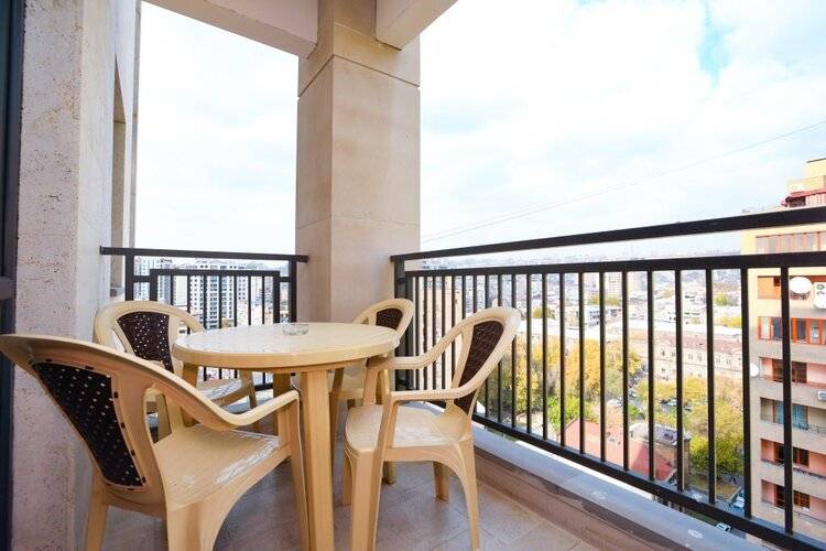 Stay Inn On Koghbatsi Str. 16-144