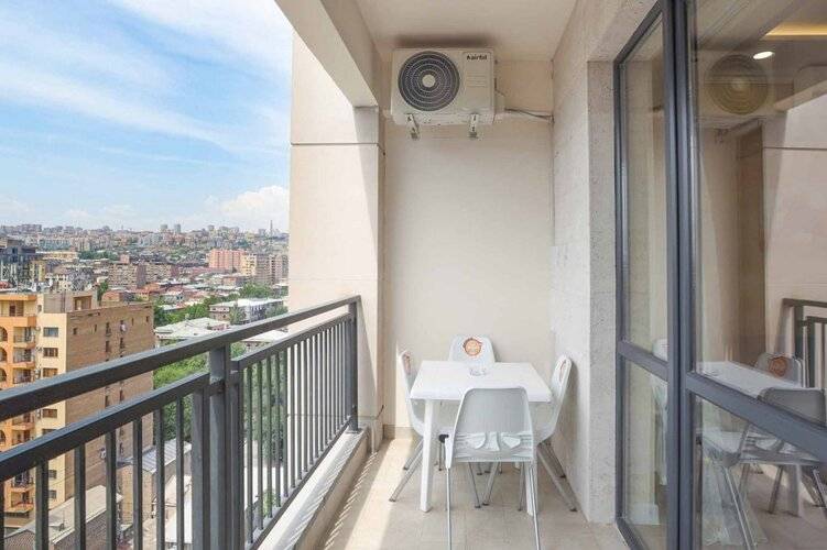 Stay Inn On Koghbatsi Str. 16-159