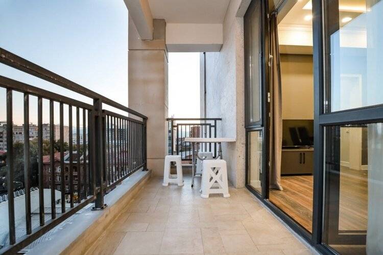 Stay Inn On Koghbatsi Str. 16-74