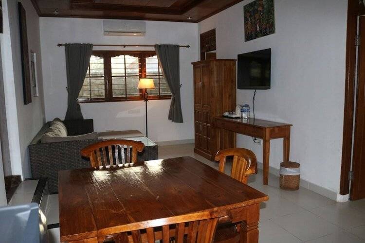 Kusnadi Hotel