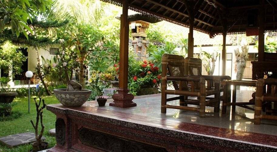 Legian Mas Beach Inn