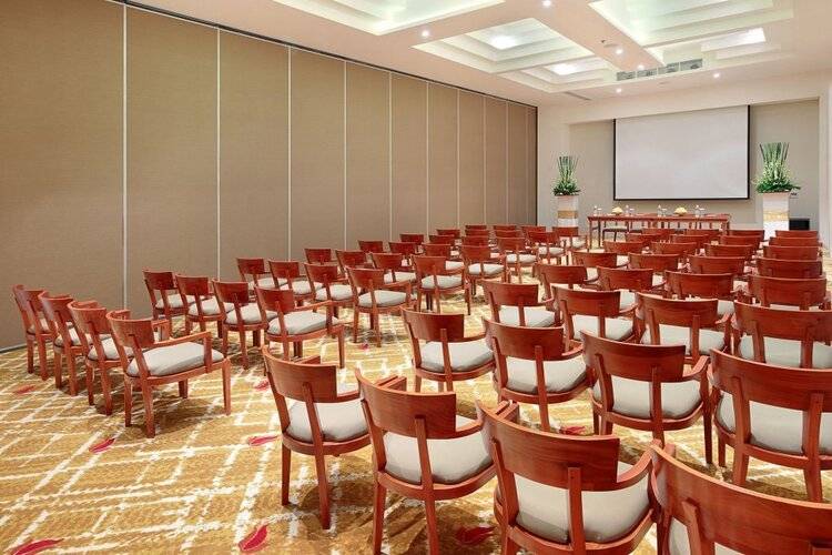 The Bandha Hotel & Suites - Chse Certified Jalan Padma Utara