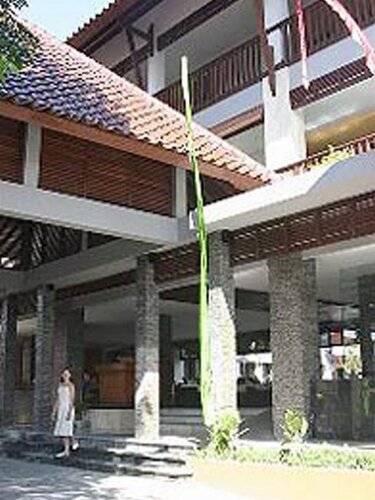 The Lokha Legian Resort & Spa