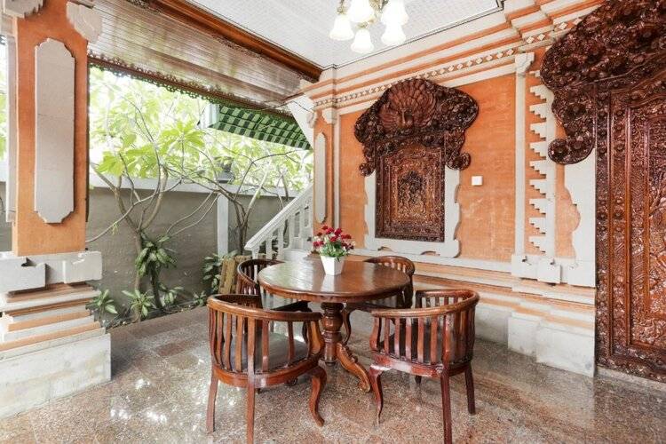 Oyo 4003 Ceria Guesthouse Seminyak