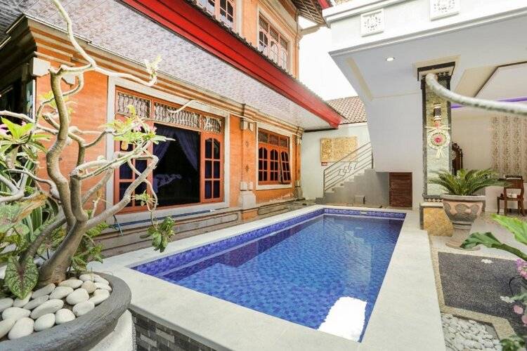 Oyo 4003 Ceria Guesthouse Seminyak