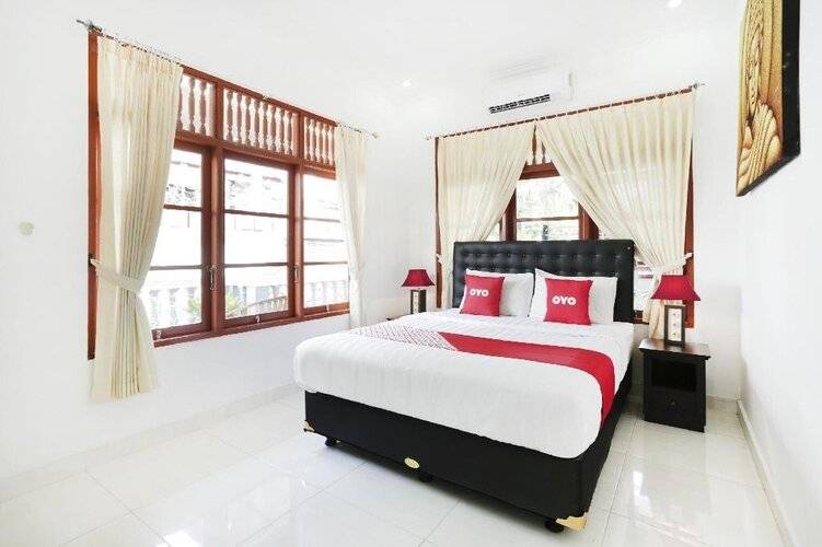 Oyo 4003 Ceria Guesthouse Seminyak