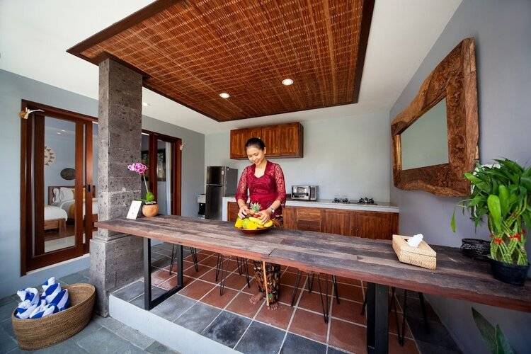 Kusuma Living And Villas