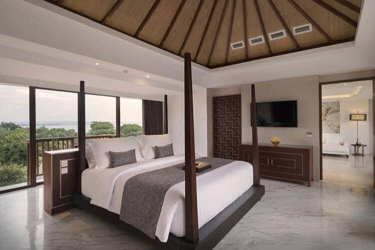 Royal Suites At The Bandha