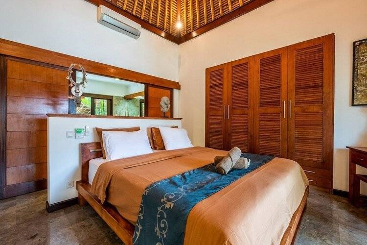 Madu Seminyak