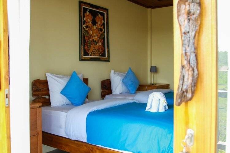 West Break Bali Medewi