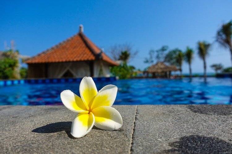 West Break Bali Medewi