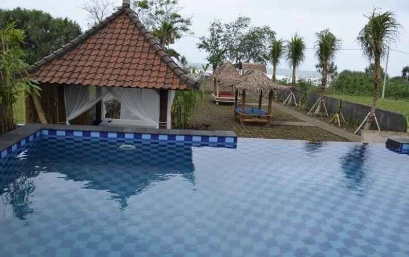 West Break Bali Medewi