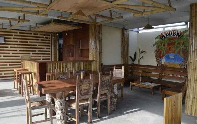 West Break Bali Medewi