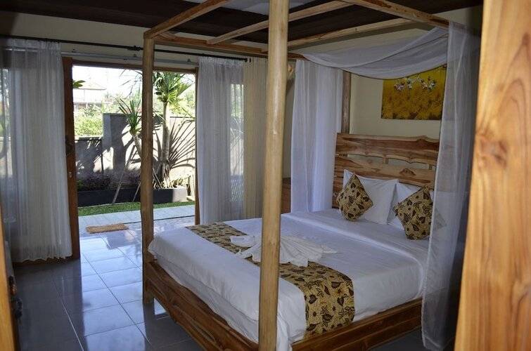 West Break Bali Medewi