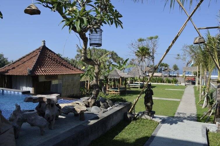 West Break Bali Medewi