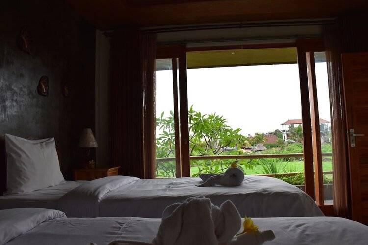 West Break Bali Medewi