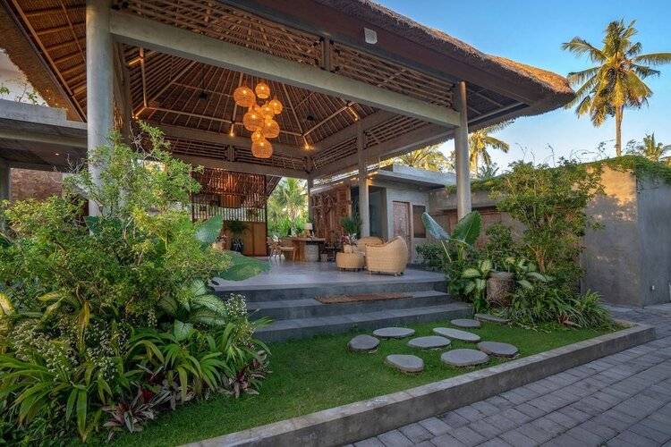 Kahayana Suites