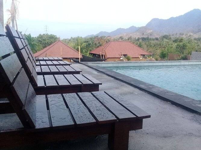 Eliska Sari Bungalows