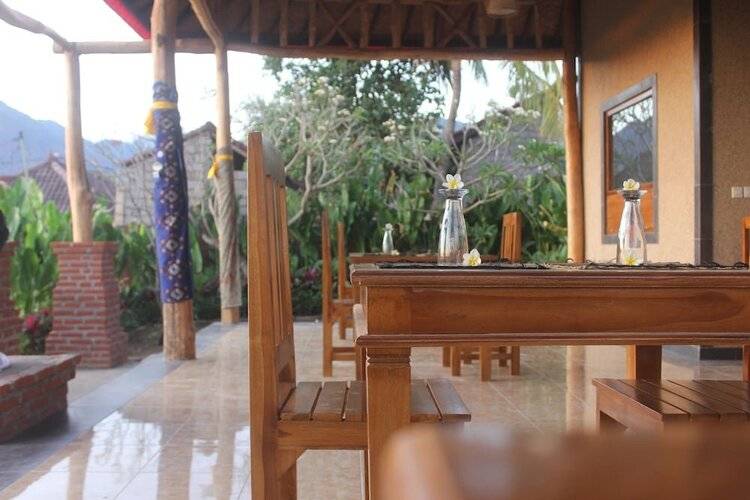 Eliska Sari Bungalows