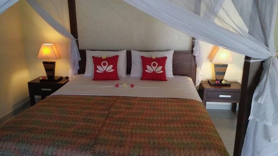 Frangipani Beach Hotel