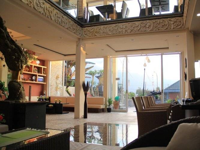 Clv Hotel & Villa