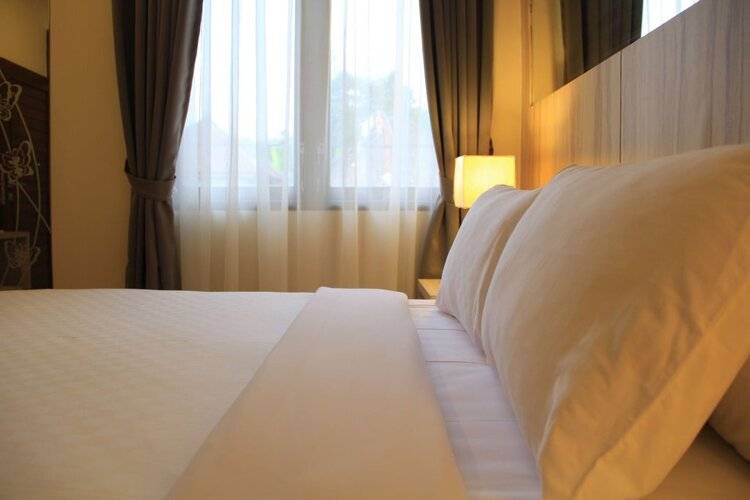 Clv Hotel & Villa