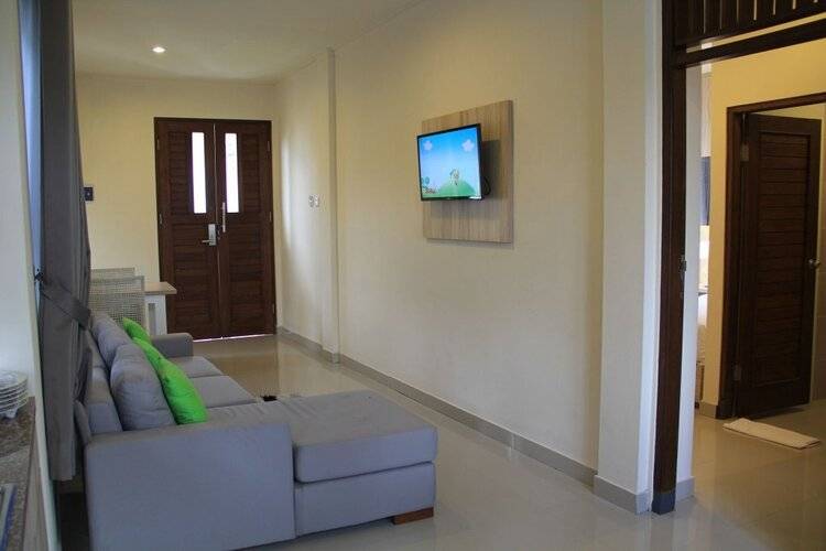 Clv Hotel & Villa