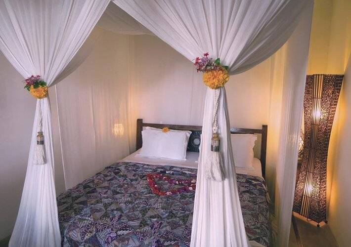 Cili Emas Oceanside Resort