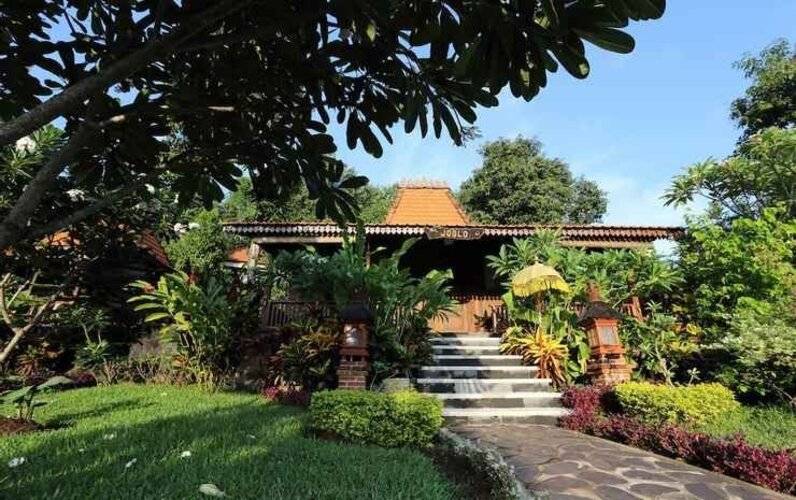 Shanti Natural Panorama View Hotel