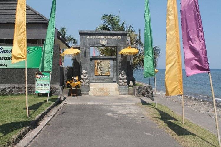 Kelapa Lovina Beach Villas