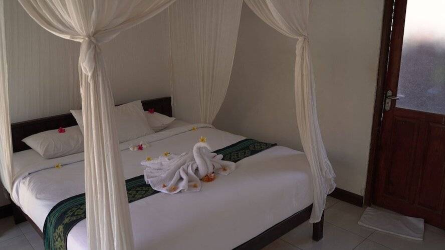 Menjangan Homestay