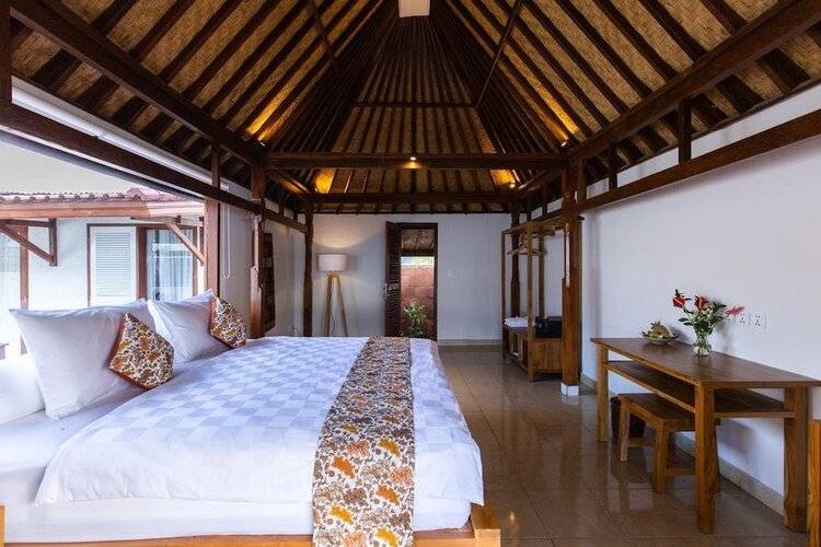 Nalika Beach Resort & Restaurant