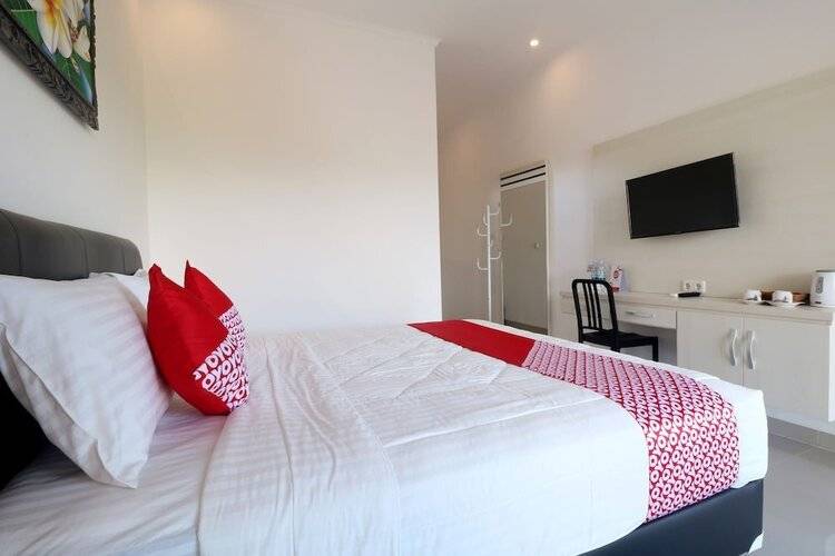 Oyo 1051 De Loran Hotel