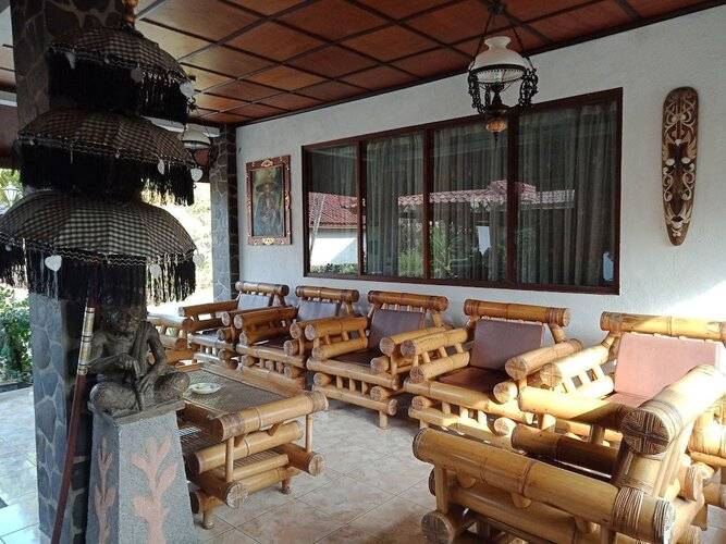 Rini Hotel