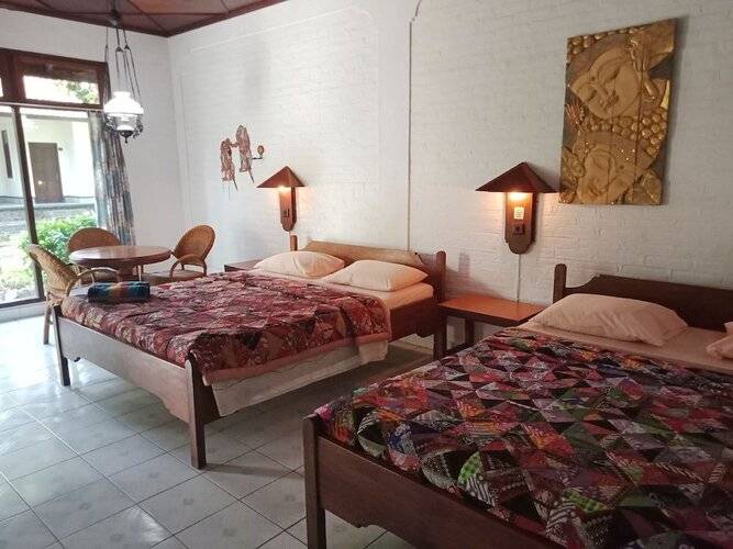Rini Hotel
