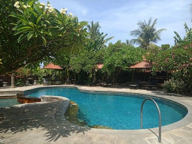 Rini Hotel